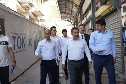 vali-masatli-tarihi-uzun-carsidaki-calismalari-inceledi