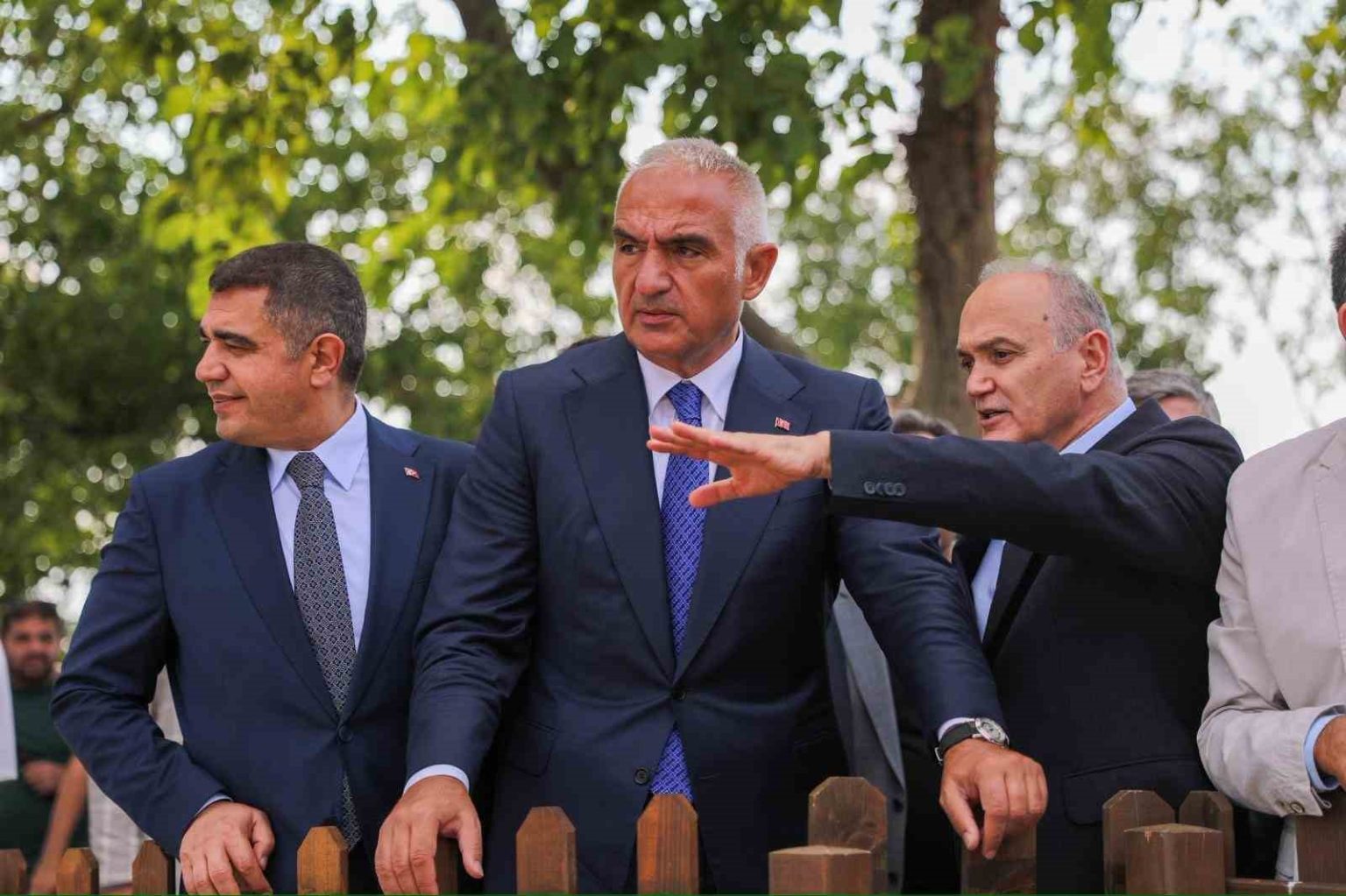 kultur-ve-turizm-bakani-mehmet-nuri-ersoy-duzcede-iki-onemli-projeye-destek-verecek
