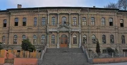 kutahya-lisesinin-tarihi-tas-binasina-restorasyon