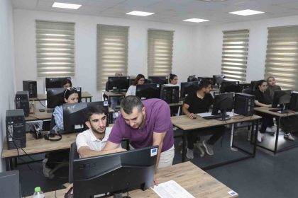 mersin-buyuksehir-belediyesinden-ucretsiz-ofis-programlari-egitimi-destegi