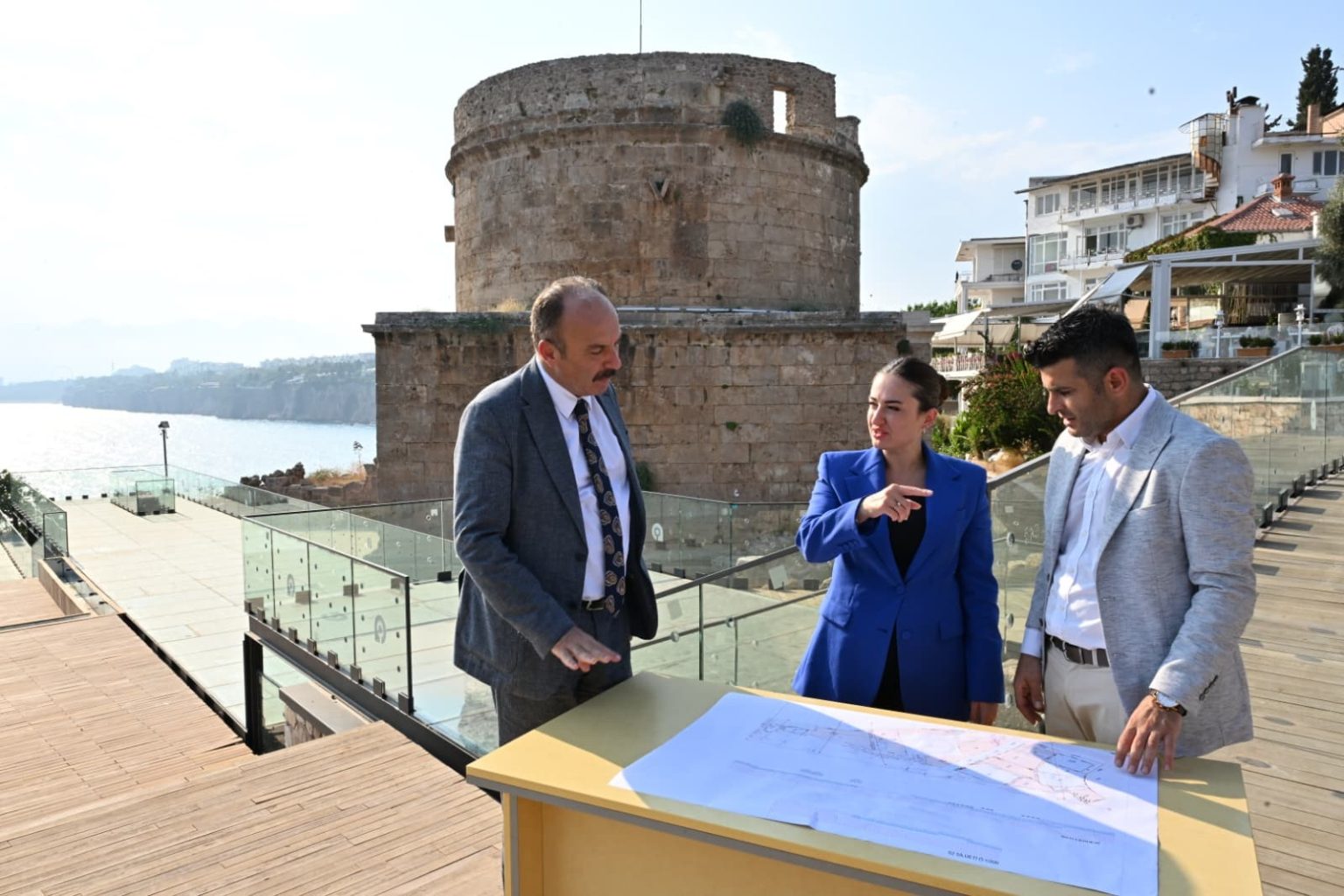 ozdemir-hidirlik-kulesi-ile-antalya-yeni-bir-acik-hava-muzesine-kavusacak