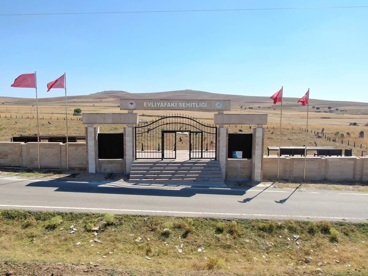 sakarya-meydan-muharebesinde-sehit-olan-samsunlu-askerlerin-mezarlari-haymanada-korunuyor