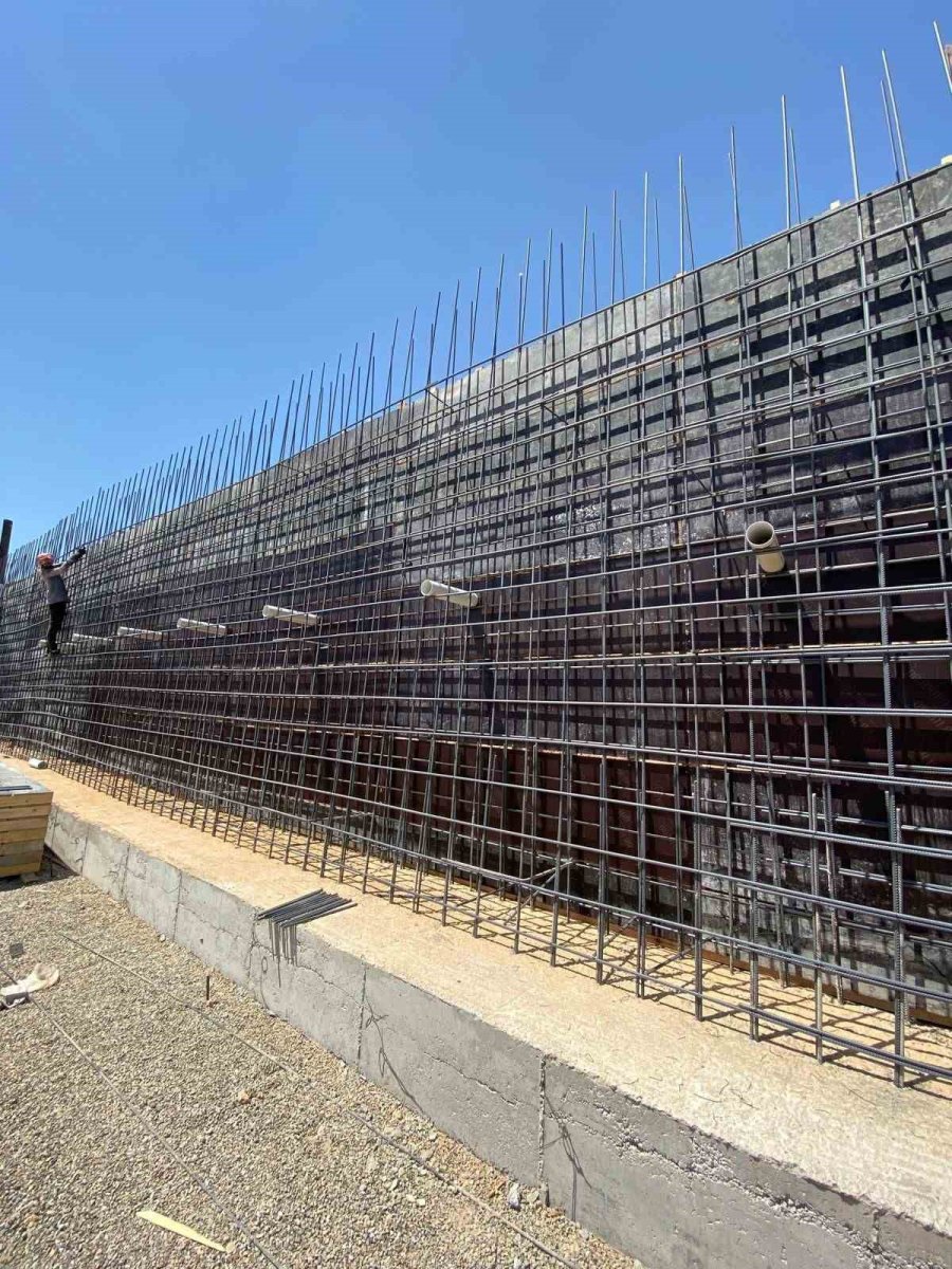 siirtte-bin-330-metrelik-yeni-imar-yolu-calismasi-suruyor