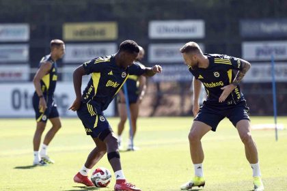 fenerbahce-feyenoord-maci-hazirliklarini-surdurdu