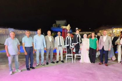 baskan-dilsiz-dugun-ve-sunnet-cemiyetlerinde-vatandaslarla-bulustu