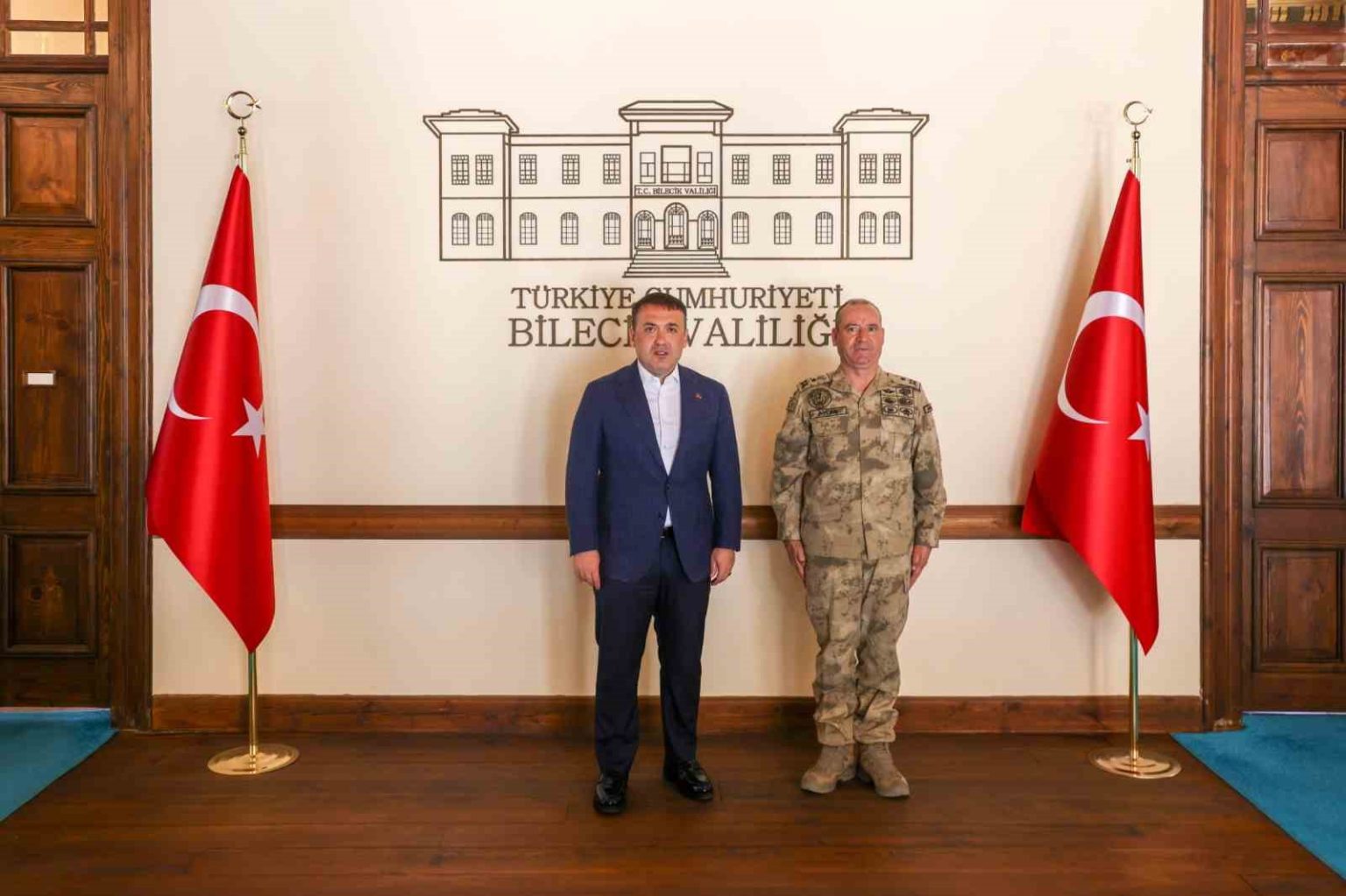 bilecikte-yeni-komutanlar-goreve-basladi