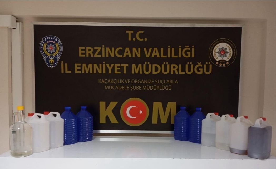 erzincanda-42-litre-kacak-icki-ele-gecirildi