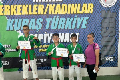 genc-sporcu-umuthan-yagcidan-madalya