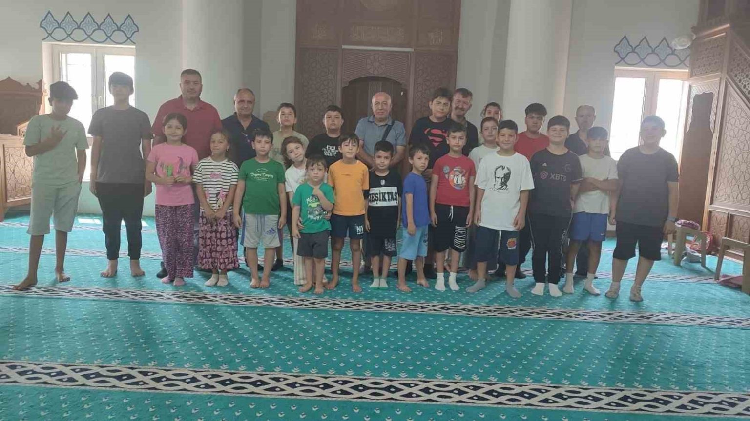 kuran-kursu-ogrencileri-sehit-tegmen-icin-kuran-i-kerim-tilaveti-yapti