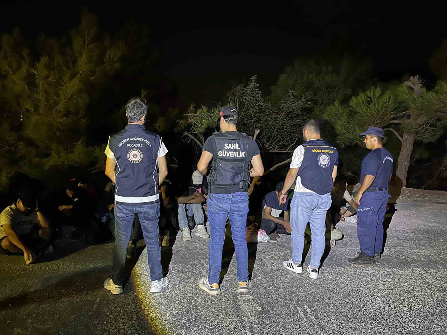 marmaris-asiklar-tepesinde-19-duzensiz-gocmen-yakalandi