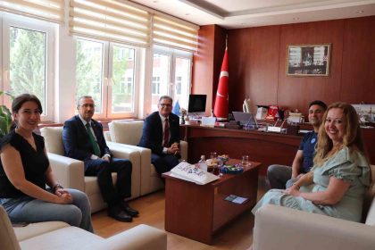 meb-ozel-egitim-ve-rehberlik-hizmetleri-genel-mudurlugunden-egitim-fakultesine-is-birligi-ziyareti