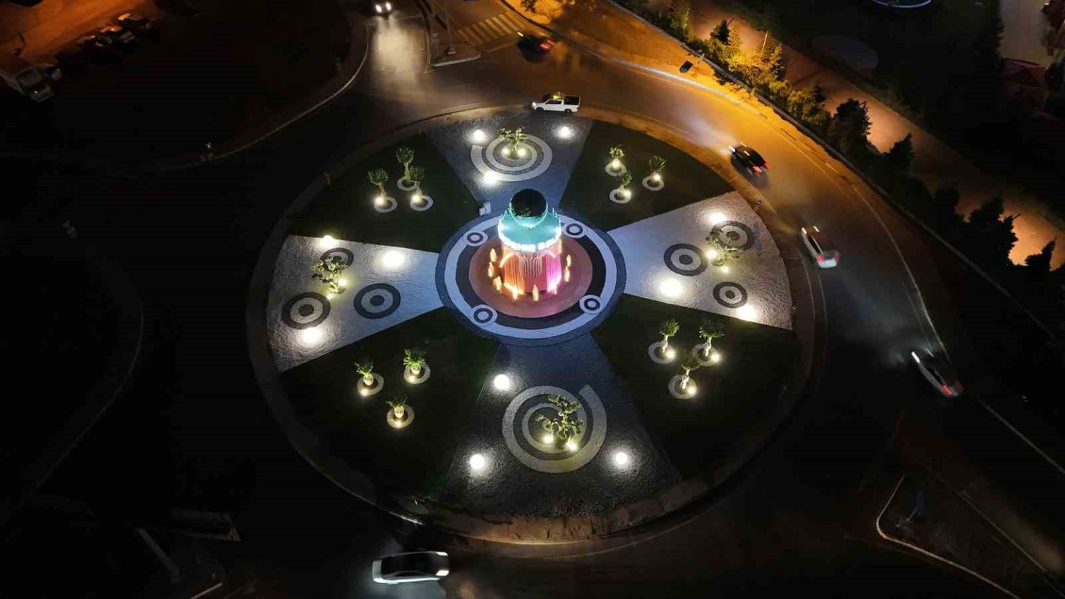 sapancada-otoyol-cikisi-artik-bir-sanat-eseri-gibi