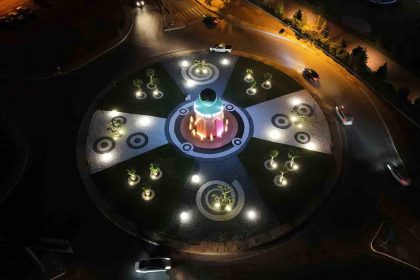 sapancada-otoyol-cikisi-artik-bir-sanat-eseri-gibi