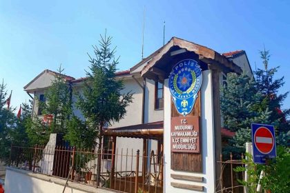 22-ay-15-gun-hapis-cezasi-bulunan-kadin-mudurnuda-yakalandi