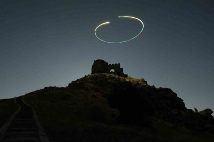 700-yillik-kov-kalesinde-perseid-meteor-yagmuru-buyuledi