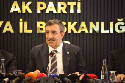 cumhurbaskani-yardimcisi-yilmaz-ak-partinin-rotasini-millet-cizmistir-cizmeye-devam-etmektedir