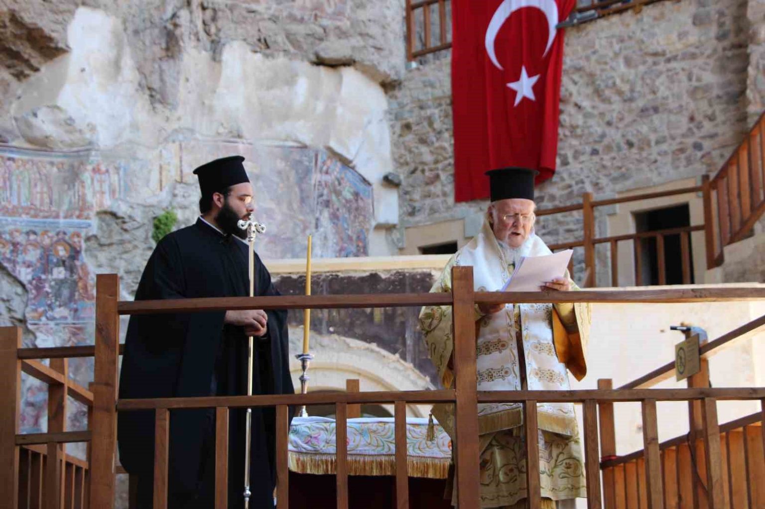 fener-rum-patrikhanesi-ayini-bu-yil-gokceadada-yapmaya-karar-verdi