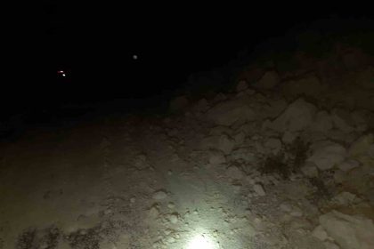 gordeste-toprak-kaymasi-yolu-kapatti
