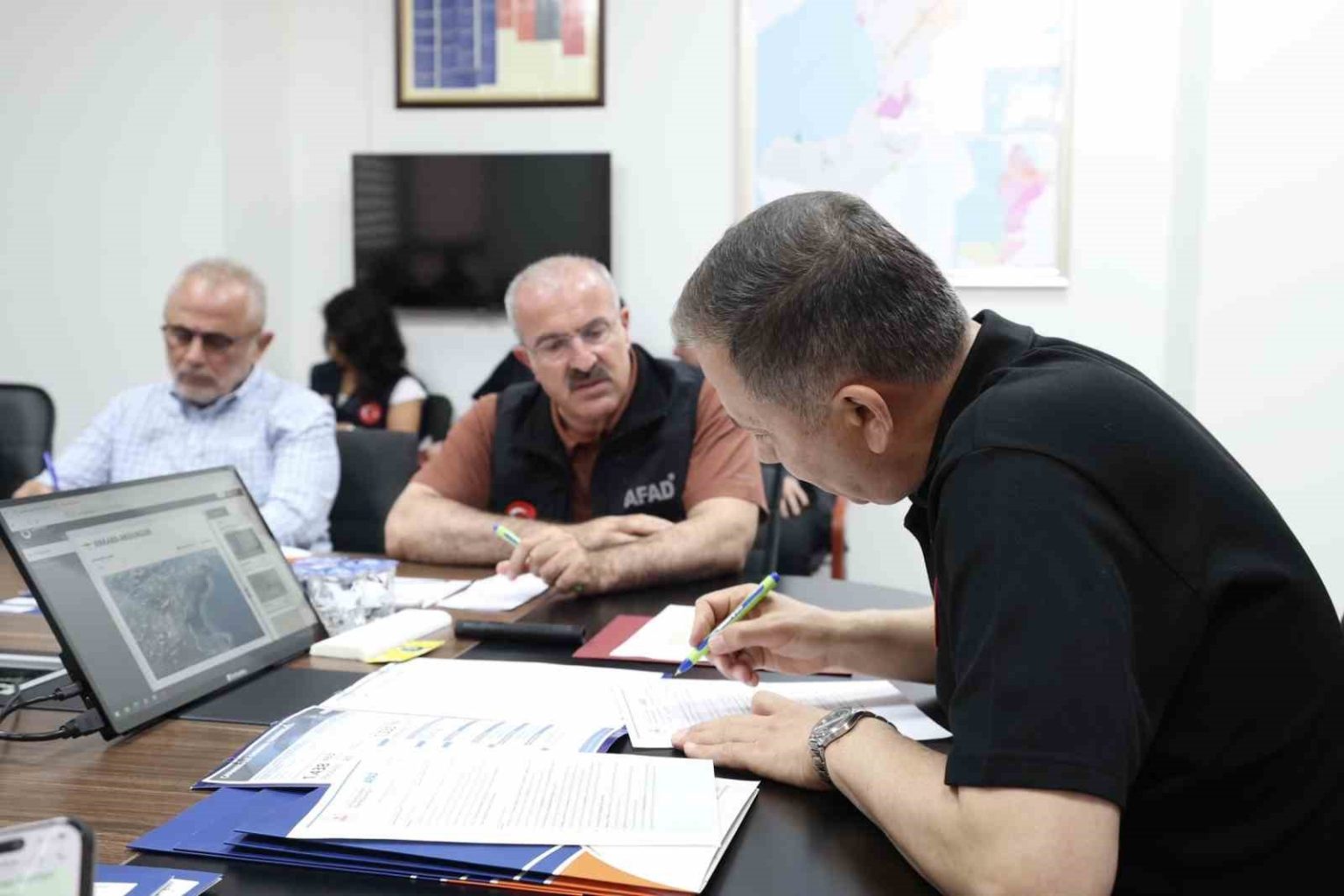 icisleri-bakani-ali-yerlikaya-canakkale-afad-il-mudurlugunde