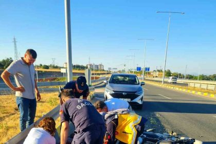 kastamonuda-bariyerlere-carpan-motosikletin-surucusu-agir-yaralandi