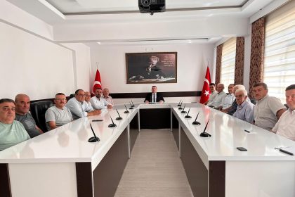 kaymakam-unal-muhtarlarla-bir-araya-geldi