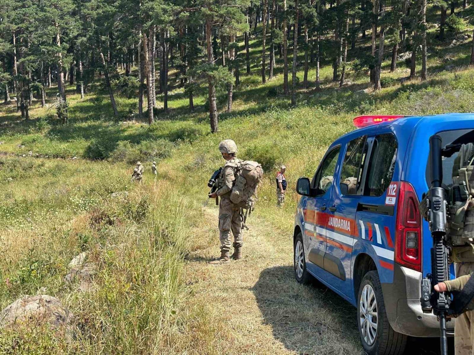 ormanlik-alanda-mangal-yakan-11-kisiye-32-bin-tl-para-cezasi-verildi