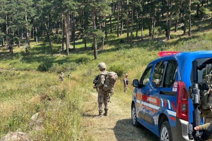 ormanlik-alanda-mangal-yakan-11-kisiye-32-bin-tl-para-cezasi-verildi