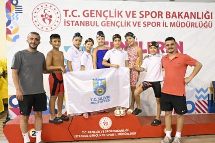 silivri-belediyesi-spor-kulubu-yuzme-takimi-20-madalya-kazandi