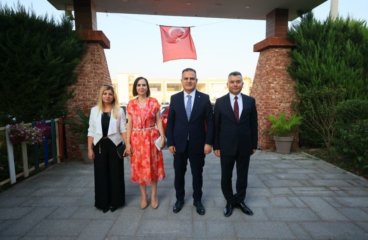 vali-akbiyiktan-tuggeneral-buyuke-plaketli-ugurlama
