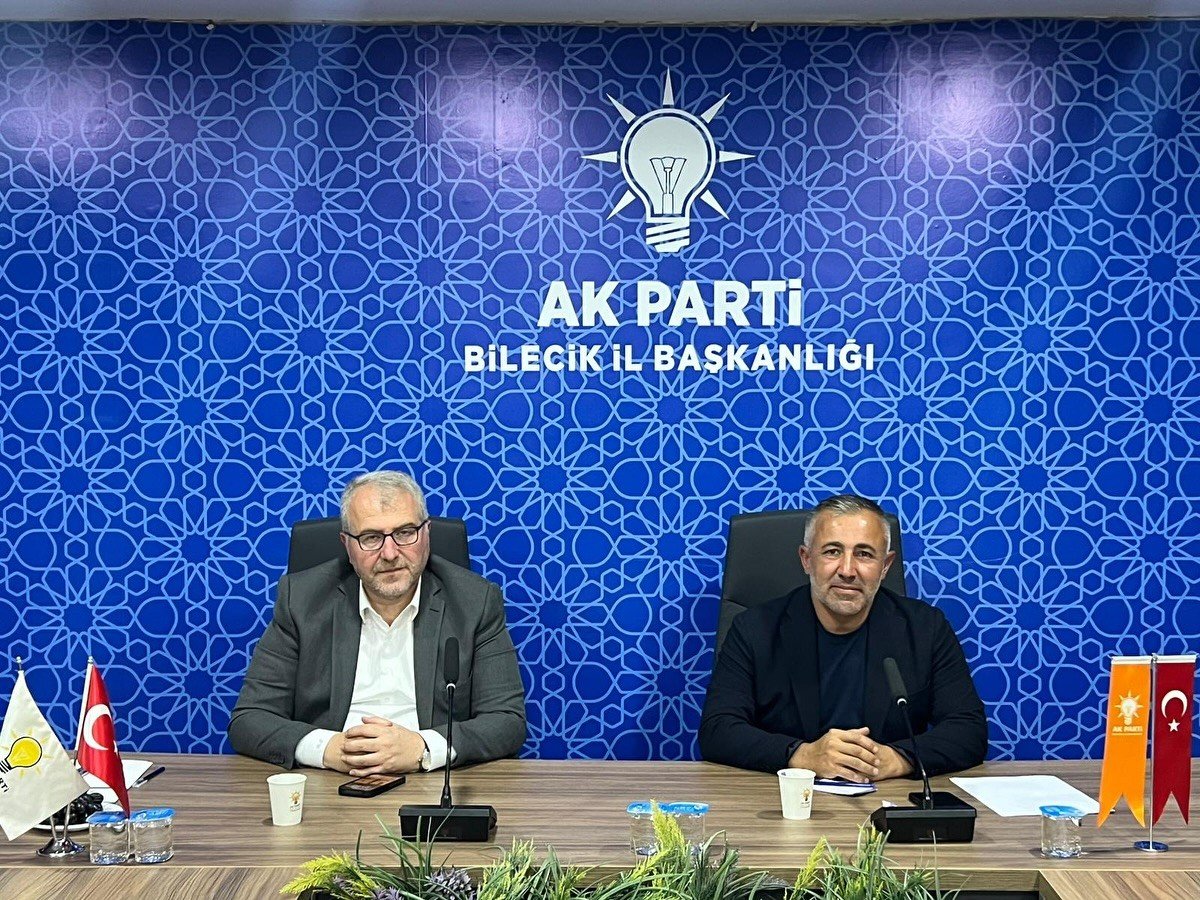 ak-parti-bilecik-teskilatinda-yol-haritasi-belirlendi
