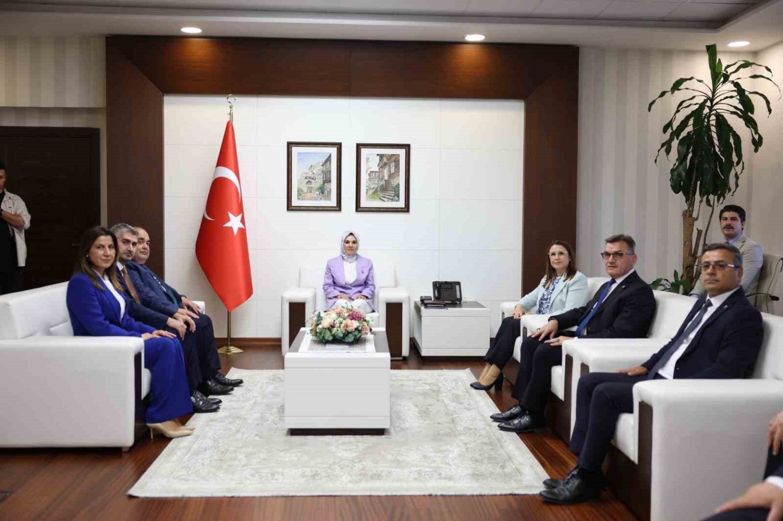 bakan-goktas-sosyal-politikalarimizi-kimseyi-geride-birakmama-ilkesiyle-gerceklestiriyoruz