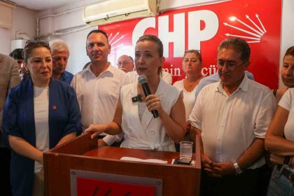 chp-bandirmada-kongre-oncesi-iki-adayli-yaris-basladi
