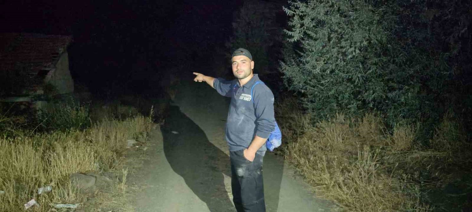 cinlerin-sardigi-soylentisi-sonrasi-terk-edilen-koyde-sabahlamak-istedi-besmeleler-cekerek-terk-edilmis-evlere-girdi