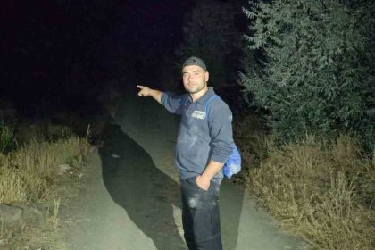 cinlerin-sardigi-soylentisi-sonrasi-terk-edilen-koyde-sabahlamak-istedi-besmeleler-cekerek-terk-edilmis-evlere-girdi