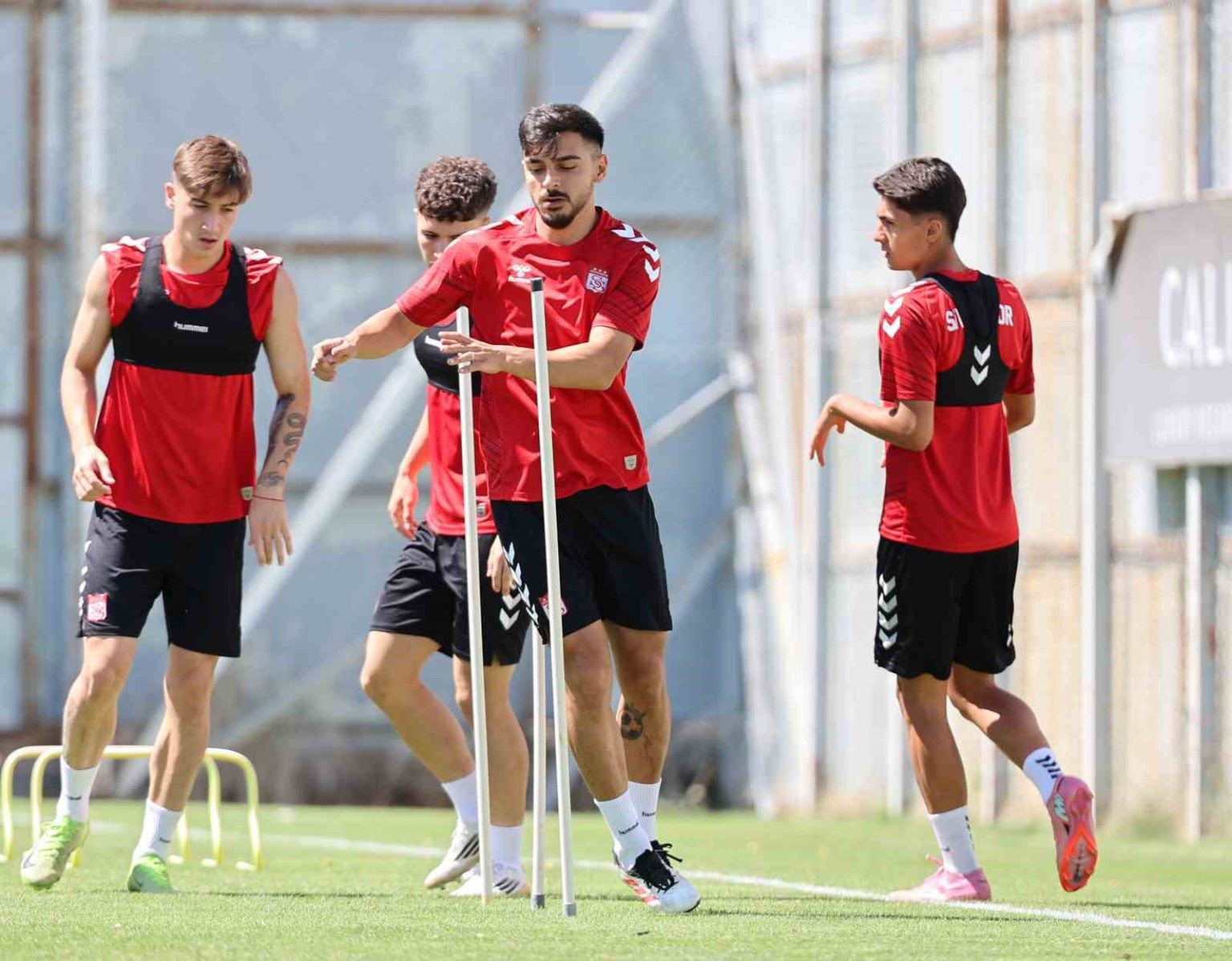 sivasspor-3-puan-hedefiyle-calisiyor