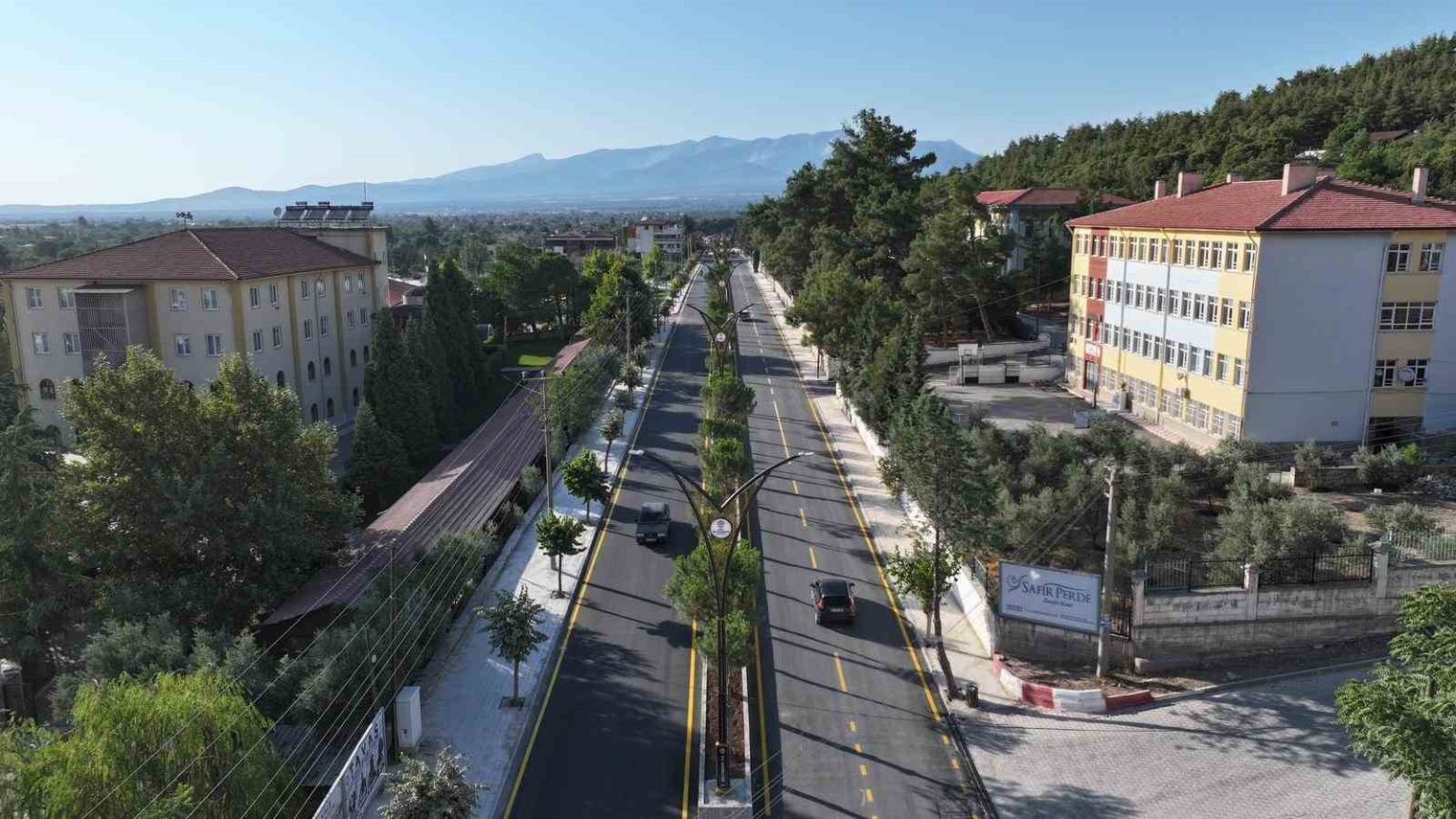 tavas-baglar-yolu-modern-gorunume-kavustu