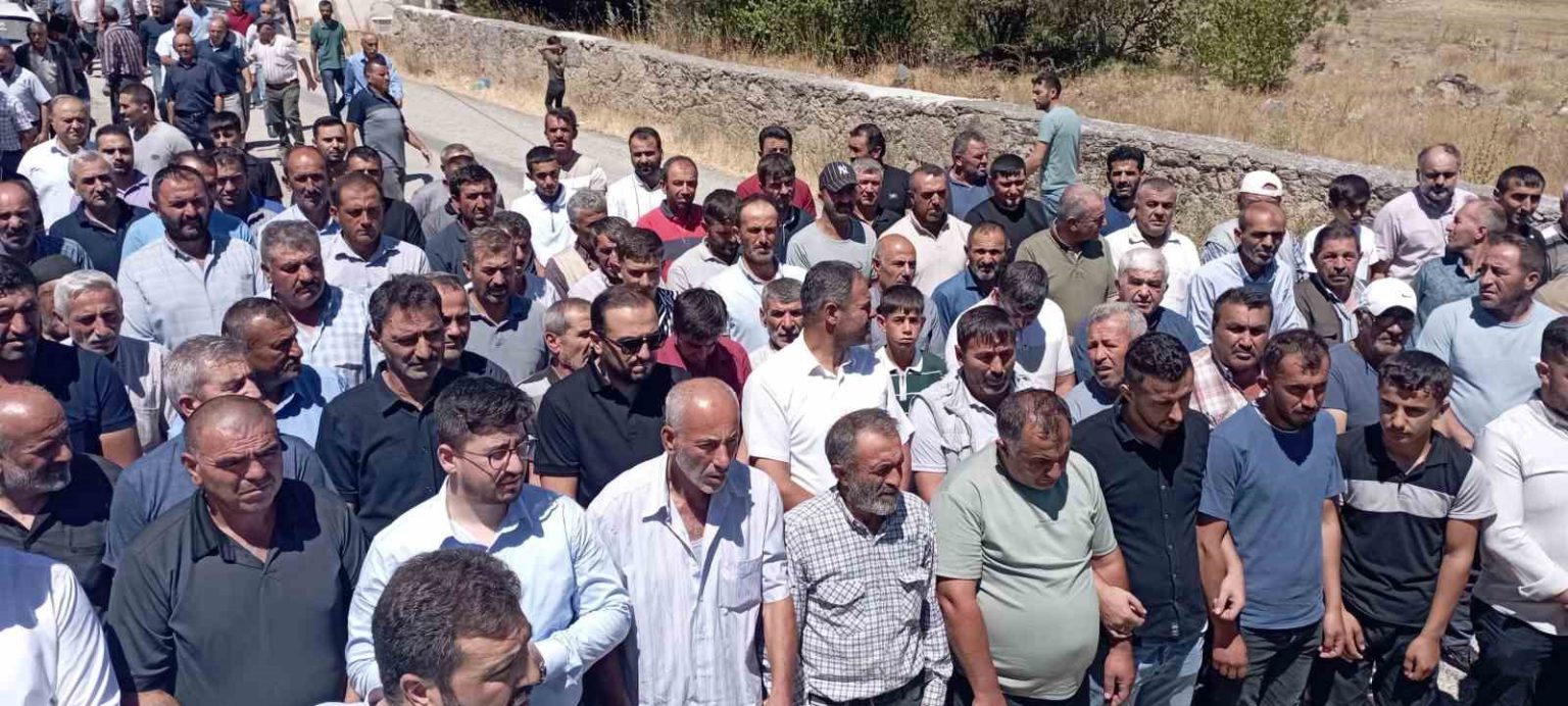 traktorden-atlayarak-hayatini-kaybeden-sudupak-son-yolculuguna-ugurlandi
