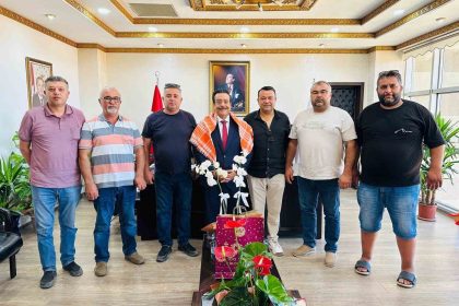 burhaniye-deveciler-derneginden-kaymakam-atillaya-ziyaret