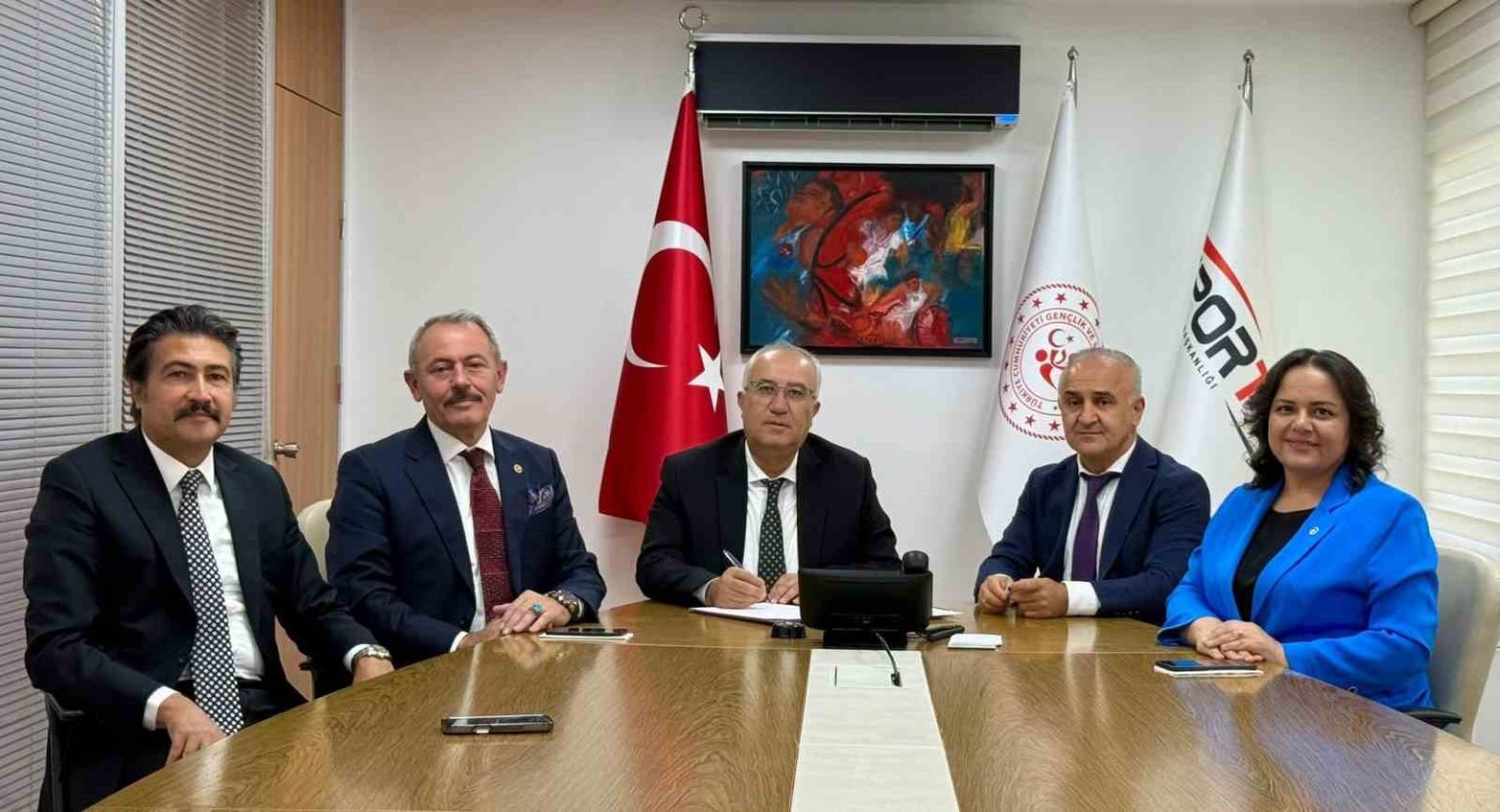 cameliye-25-milyonluk-spor-yatirimi-kazandiriliyor