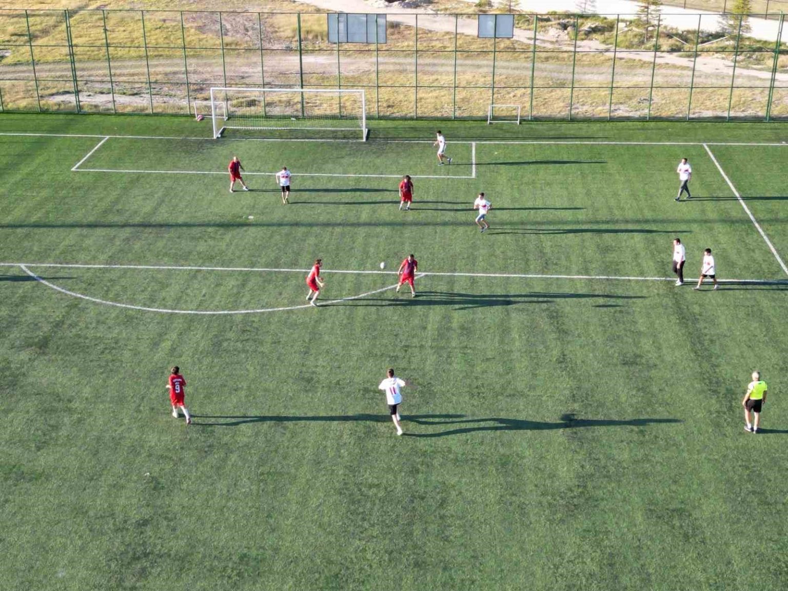 gecmis-ile-bugunu-bulusturan-futbol-maci