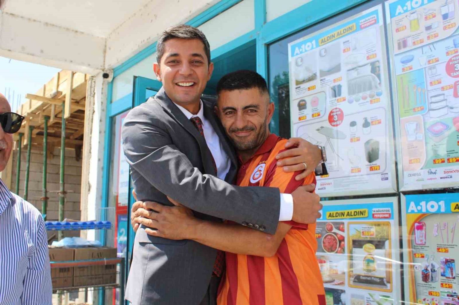 hamur-kaymakami-mahir-veda-etti