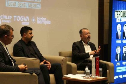 rektor-kirisik-tercihler-bize-emanet-programinda-genclerle-bulustu