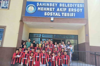 sahinbeyli-cocuklardan-ornek-davranis