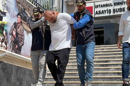 sariyerde-15-temmuz-sehidinin-mezarina-zarar-veren-supheli-yakalandi