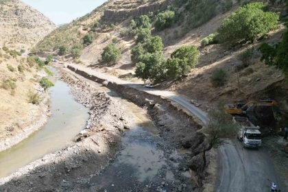 sirnakta-devletin-dev-yatirimi-tek-seritli-yol-tarihe-karisiyor