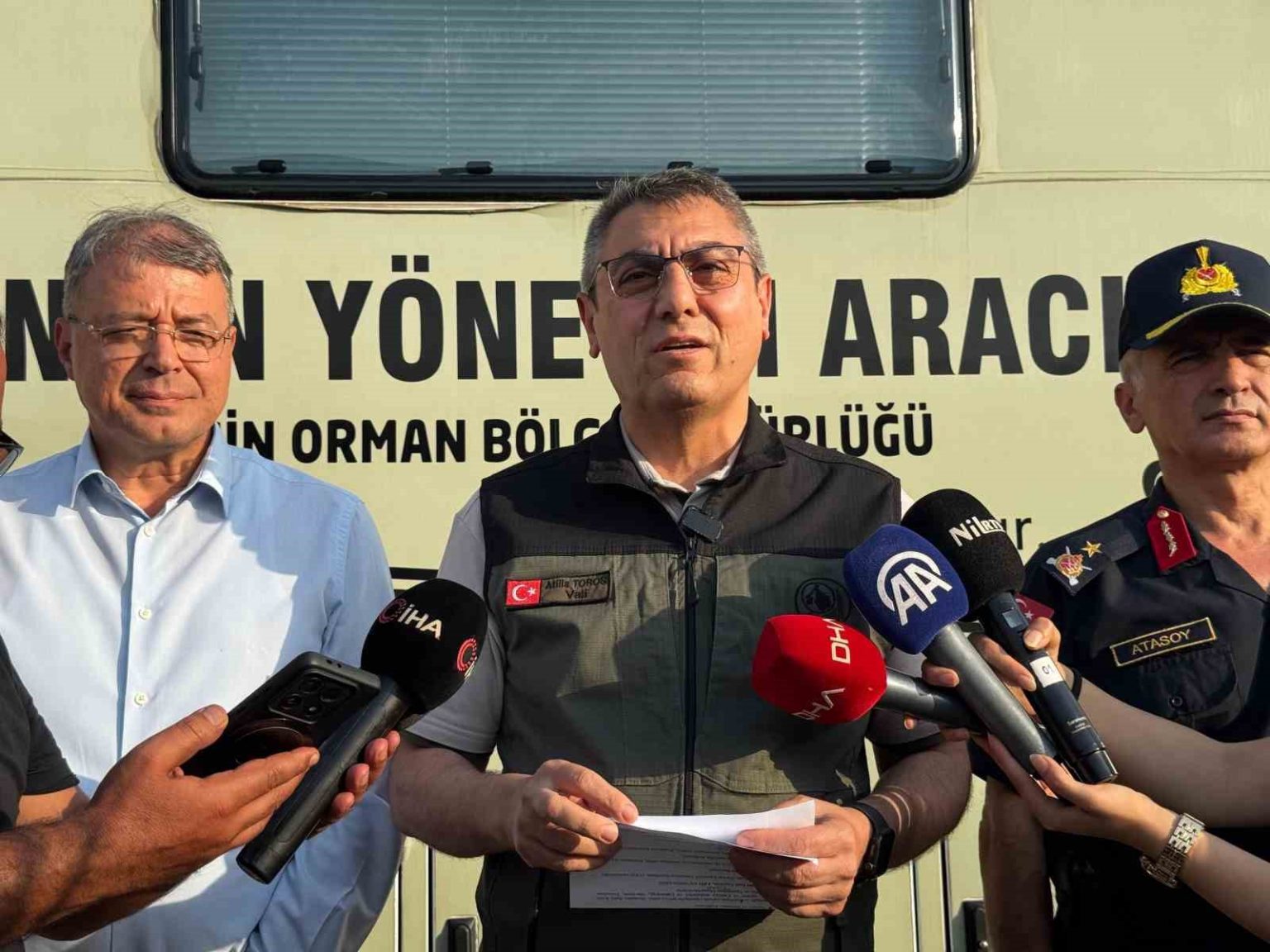 vali-toros-mersindeki-orman-yanginlari-ile-ilgili-bilgi-verdi