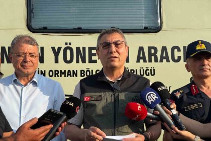 vali-toros-mersindeki-orman-yanginlari-ile-ilgili-bilgi-verdi