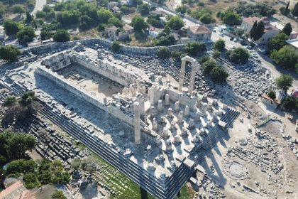 apollon-ve-miletin-unesco-dunya-kultur-mirasina-girmesi-icin-calismalar-devam-ediyor
