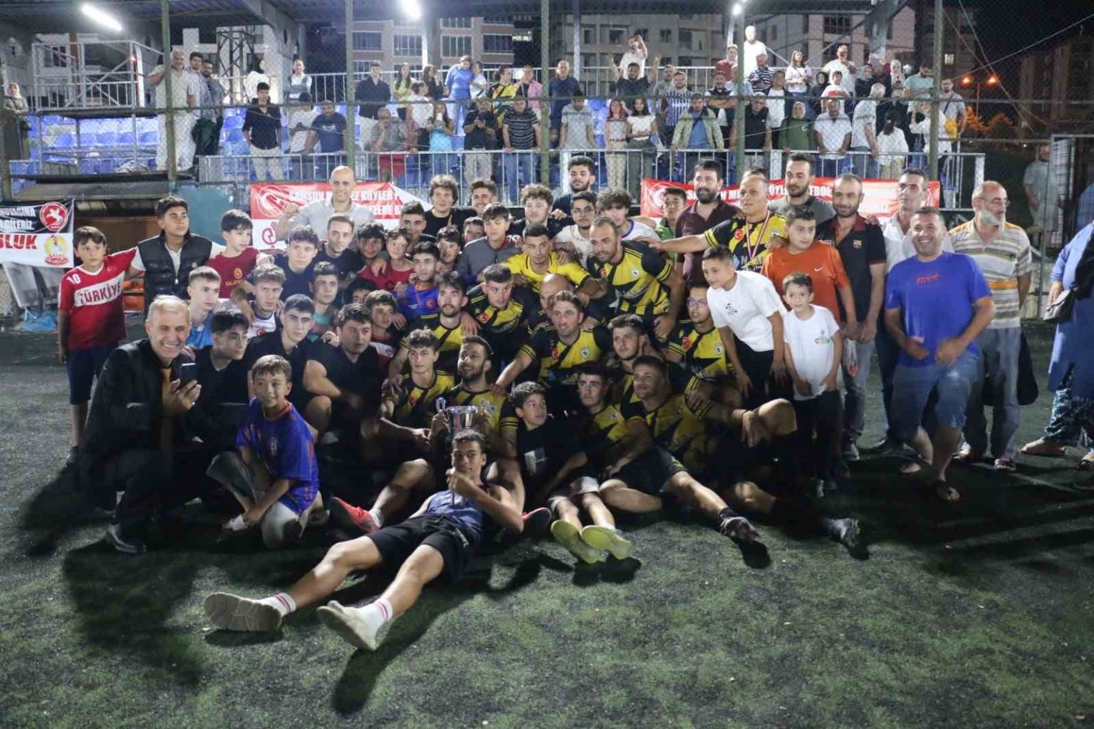 atakumda-final-heyecani-kupayi-kurugokcespor-kaldirdi