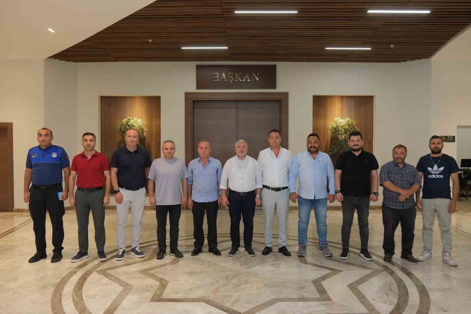 baskan-asgin-kim-olursa-olsun-halki-aldatanlarin-pazarlarimizda-yeri-olmayacak